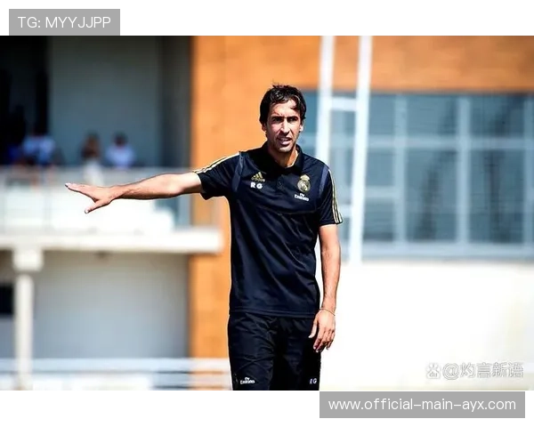 帕切科建议引援，转会市场引发热议，帕切科现在在哪执教